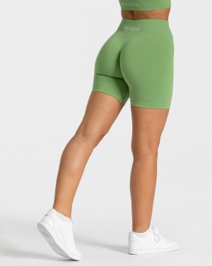 Teveo Timeless Scrunch Shorts Olivgrün | KOJCGD-593