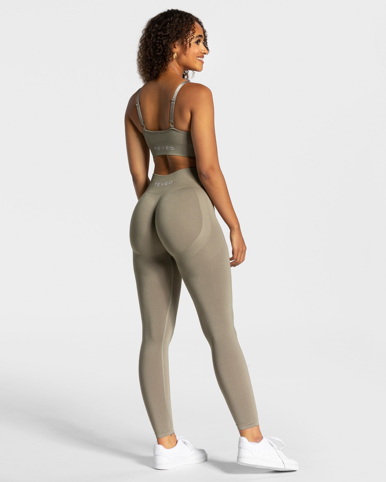 Teveo Charming Scrunch Leggings Khaki | AKPBSH-758