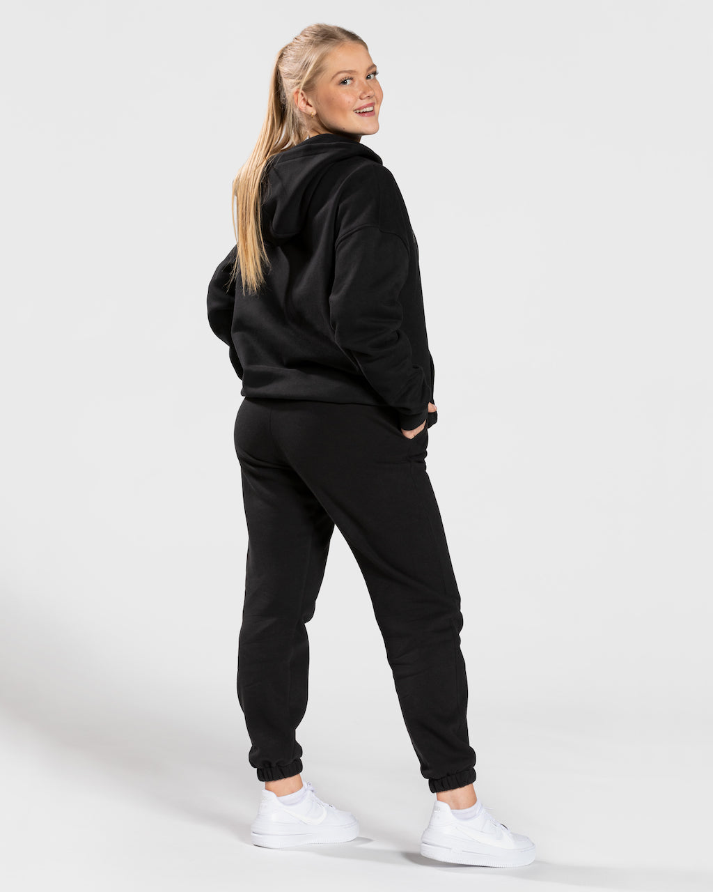 Teveo College Oversized Hoodie Schwarz | ACMJWI-527