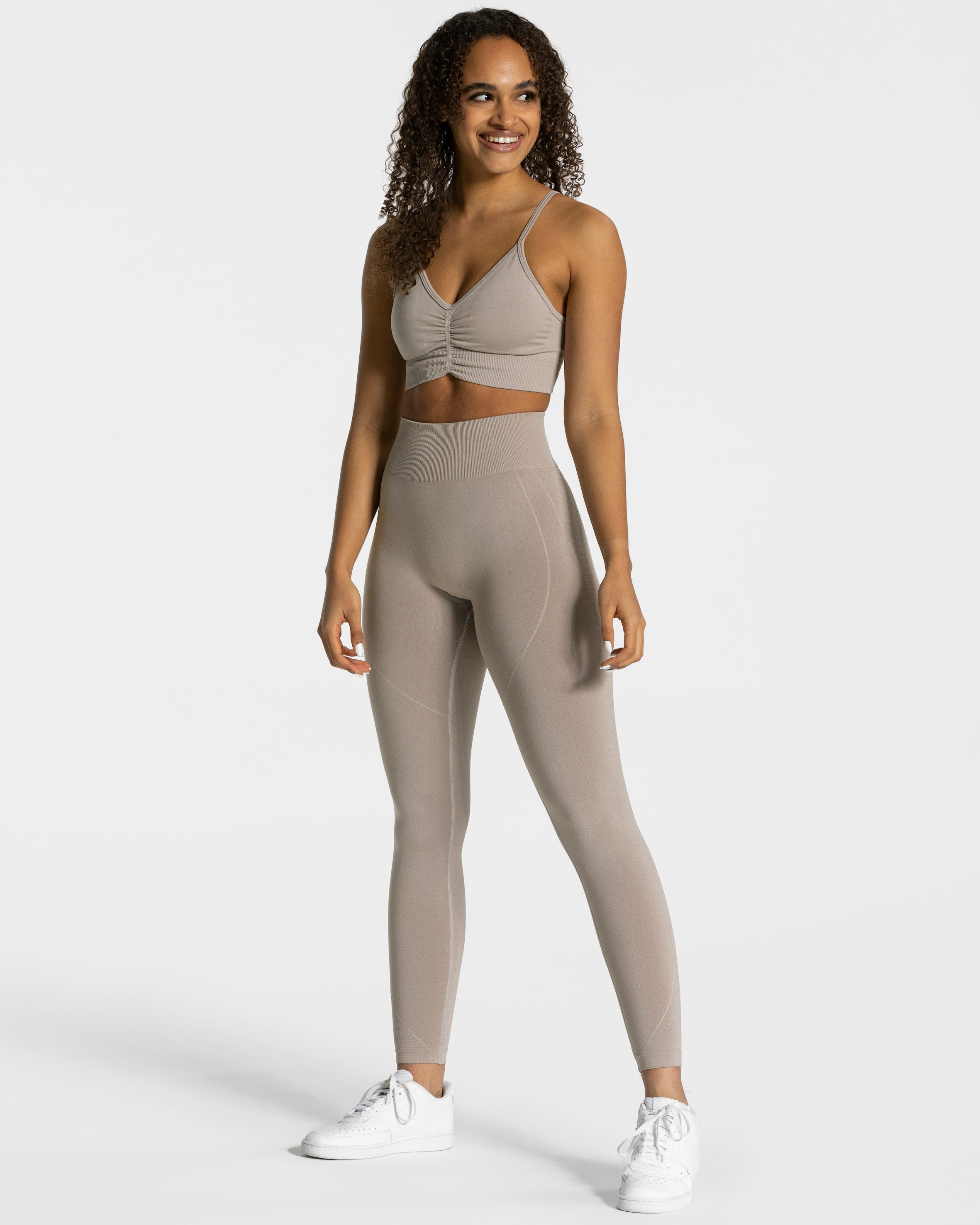 Teveo Focus Scrunch Leggings Dust | NYJWMP-241