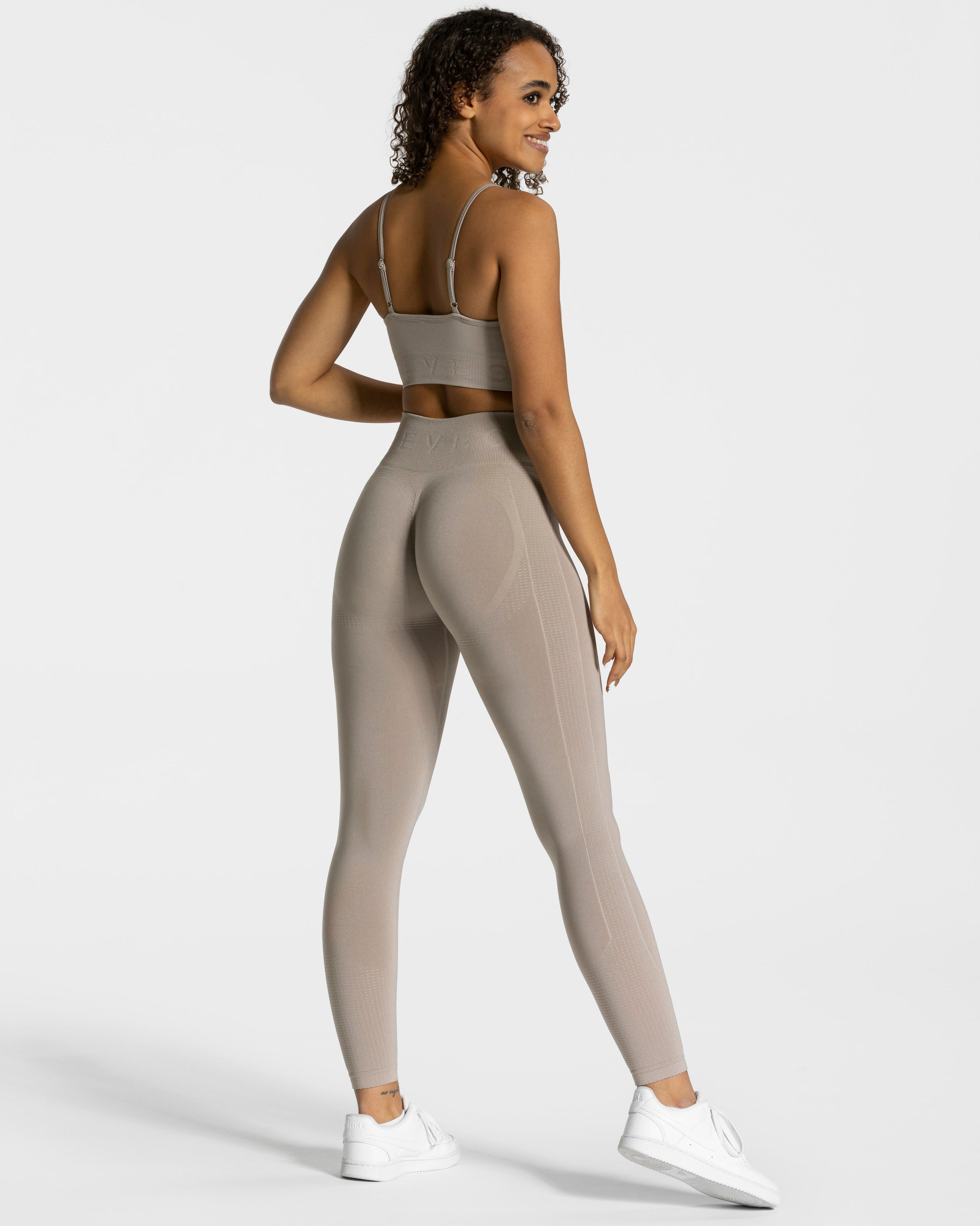 Teveo Focus Scrunch Leggings Dust | NYJWMP-241