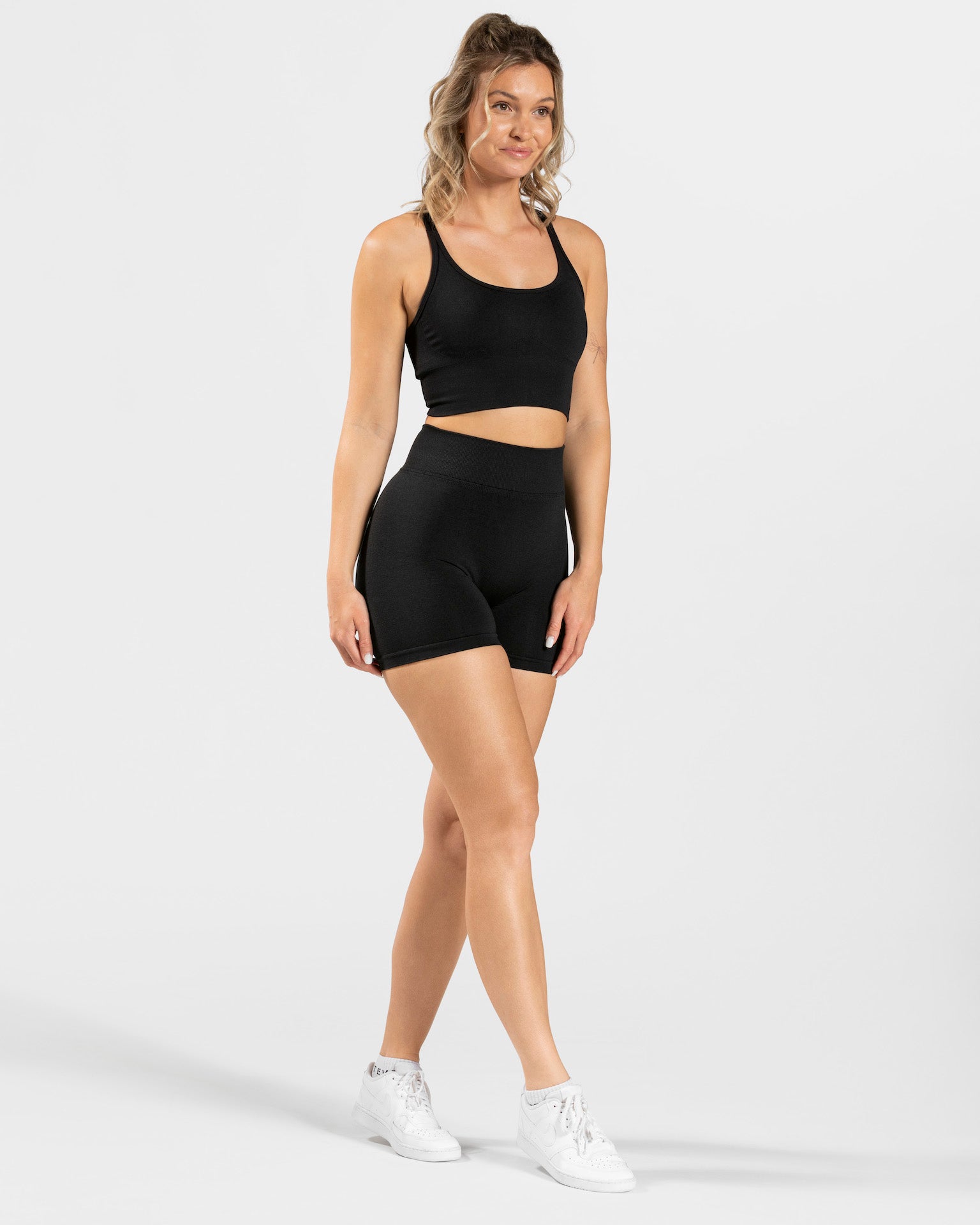 Teveo Statement Scrunch Shorts Schwarz | RWUXHG-695